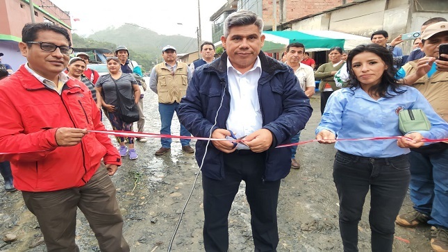 Alcalde De Echarati Aperturó Feria Agropecuaria Y Gastronómica En Kiteni