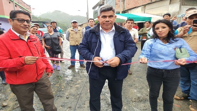 Alcalde De Echarati Aperturó Feria Agropecuaria Y Gastronómica En Kiteni