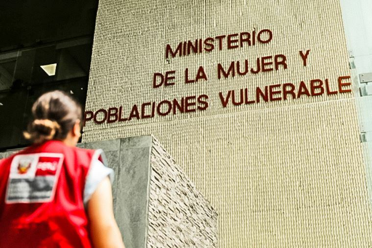 Padron de beneficiarios finales ministerio de la mujer y poblaciones vulnerables-MDY / 01