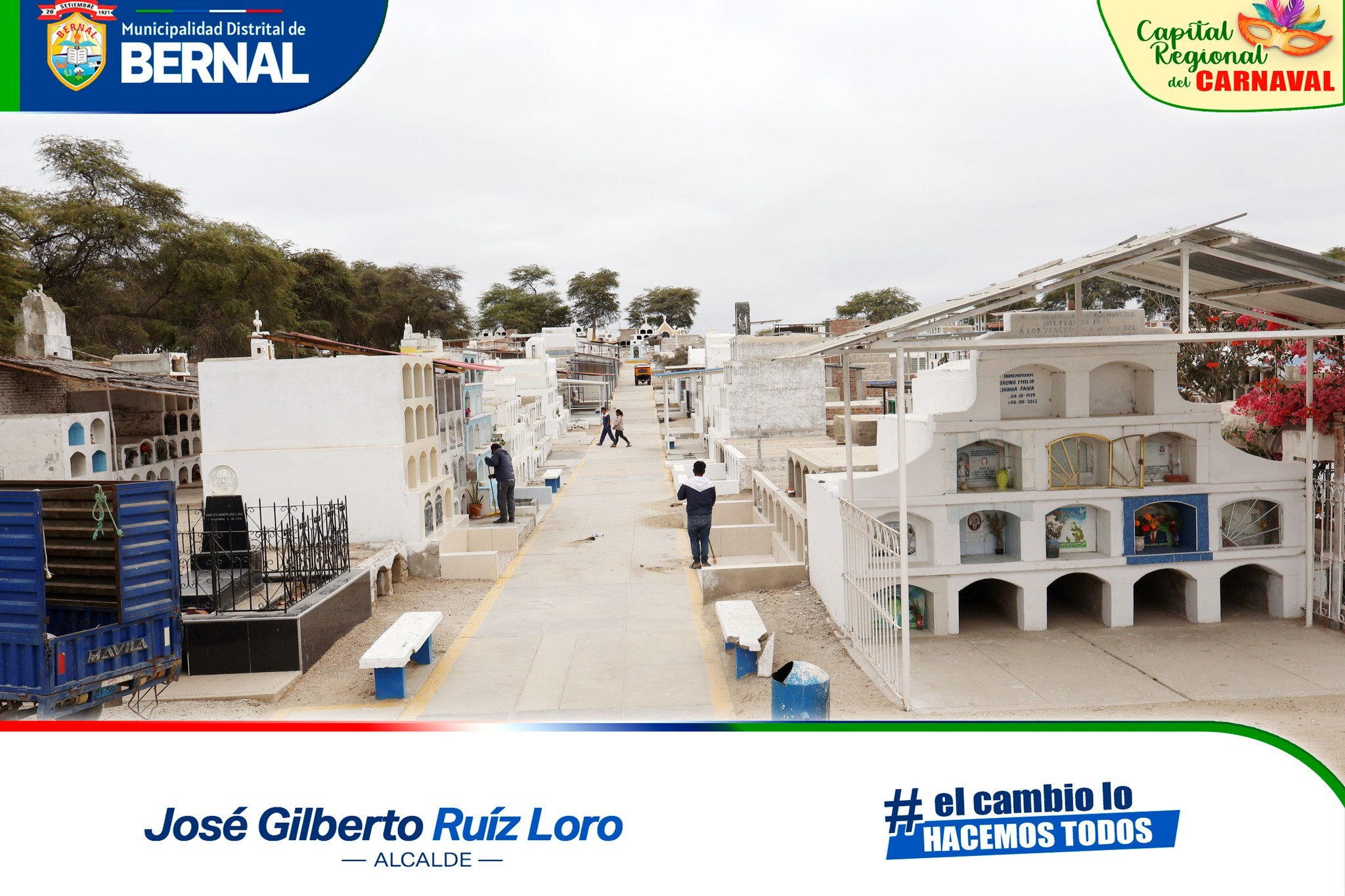 Limpieza en el cementero San JosΓ© del distrito de Bernal.