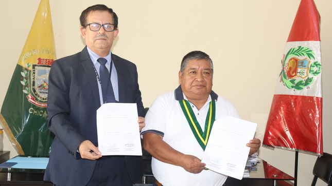𝗔𝗟𝗖𝗔𝗟𝗗𝗘 𝗙𝗜𝗥𝗠𝗔 𝗖𝗢𝗡𝗩𝗘𝗡𝗜𝗢 𝗗𝗘 𝗖𝗢𝗢𝗣𝗘𝗥𝗔𝗖𝗜𝗢́𝗡 𝗜𝗡𝗧𝗘𝗥𝗜𝗡𝗦𝗧𝗜𝗧𝗨𝗖𝗜𝗢𝗡𝗔𝗟 𝗬 𝗔𝗣𝗢𝗬𝗢 𝗔 𝗟𝗢𝗦 𝗖𝗘𝗡𝗦𝗢𝗦 𝗡𝗔𝗖𝗜𝗢𝗡𝗔𝗟𝗘𝗦 𝟮𝟬𝟮𝟱
El presente convenio tiene como objetivo establecer lazos de cooperación entre EL INEI y LA MUNICIPALIDAD DISTRITAL para el levantamiento de los Censos Nacionales: XIII de Población, VIII de Vivienda y IV de Comunidades Indígenas en el año 2025, y lograr su cobertura total en el ámbito del distrito de Chicama. El INEI Apoyará la gestión de LA MUNICIPALIDAD DISTRITAL, con información estadística de los Censos Nacionales 2025, de utilidad para el planeamiento, formulación de políticas, planes, programas y proyectos de desarrollo distrital y local, orientados a lograr mejores condiciones de vida de su población.