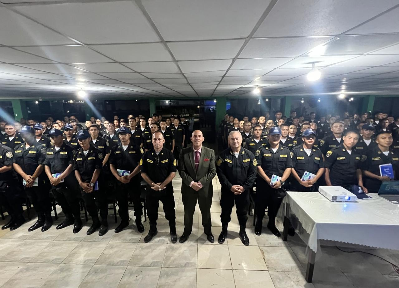 Seguro Saludpol fortalece la salud policial con “360° Cerca de ti”