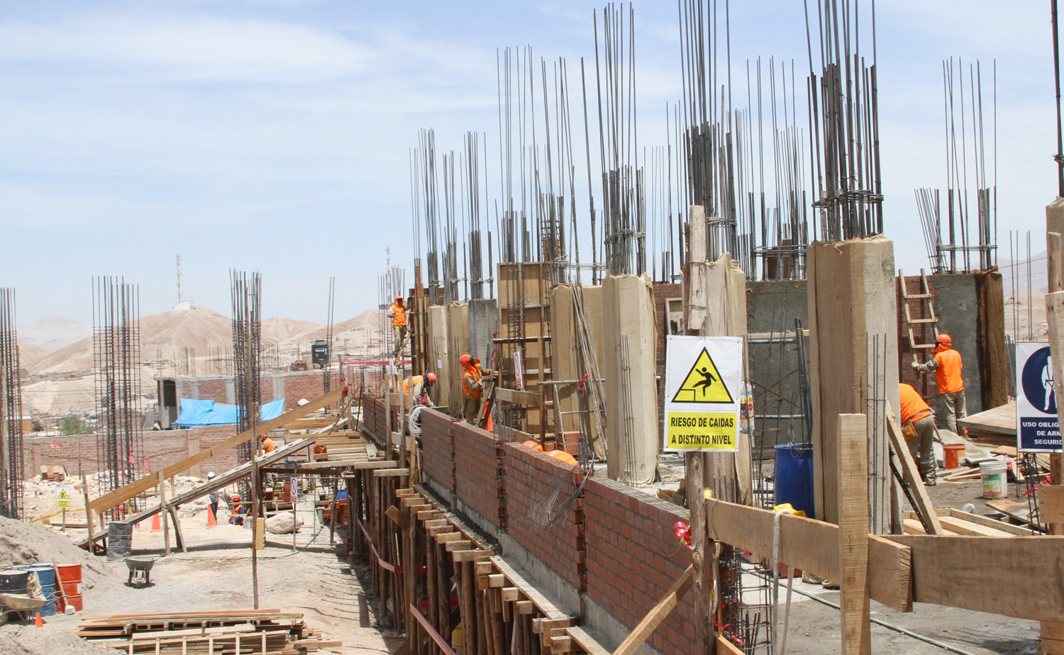 Foto referencial: Obra de institución educativa en ejecución