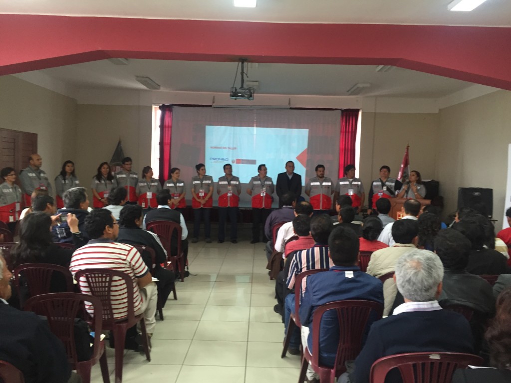 Más de 300 especialistas de mantenimiento de las Unidades de Gestión Educativa Local (UGEL) y las Direcciones Regionales de Educación (DRE) de las regiones del país participaron en el Taller de Asistencia Técnica del Programa Nacional de Infraestructura Educativa (PRONIED), del Ministerio de Educación.