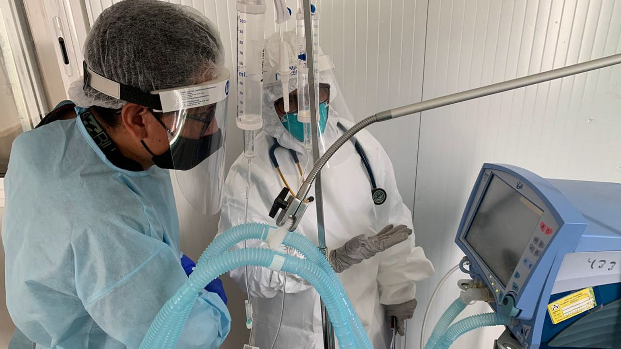 Equipo médico de emergencia en Huánuco