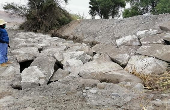 Obra Reparación y Mejoramiento de Enrocado de las Defensas Ribereñas en el Centro Poblado Menor el Arenal, Distrito de Deán Valdivia, Provincia de Islay, Región Arequipa.