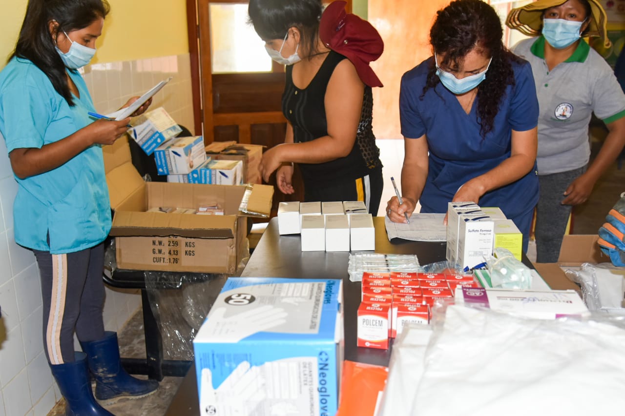 medicamentos en comunidades nativas del Manu