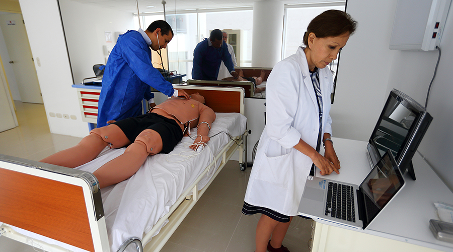 Evaluarán a médicos cirujanos, pediatras e internistas con nuevos estándares