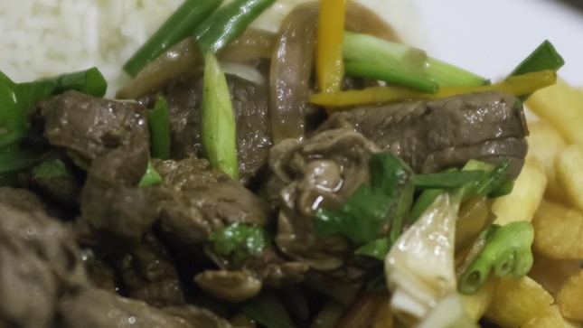 Entrega de licencia de la marca país a restaurante fomentará nuestra cocina en Suiza.