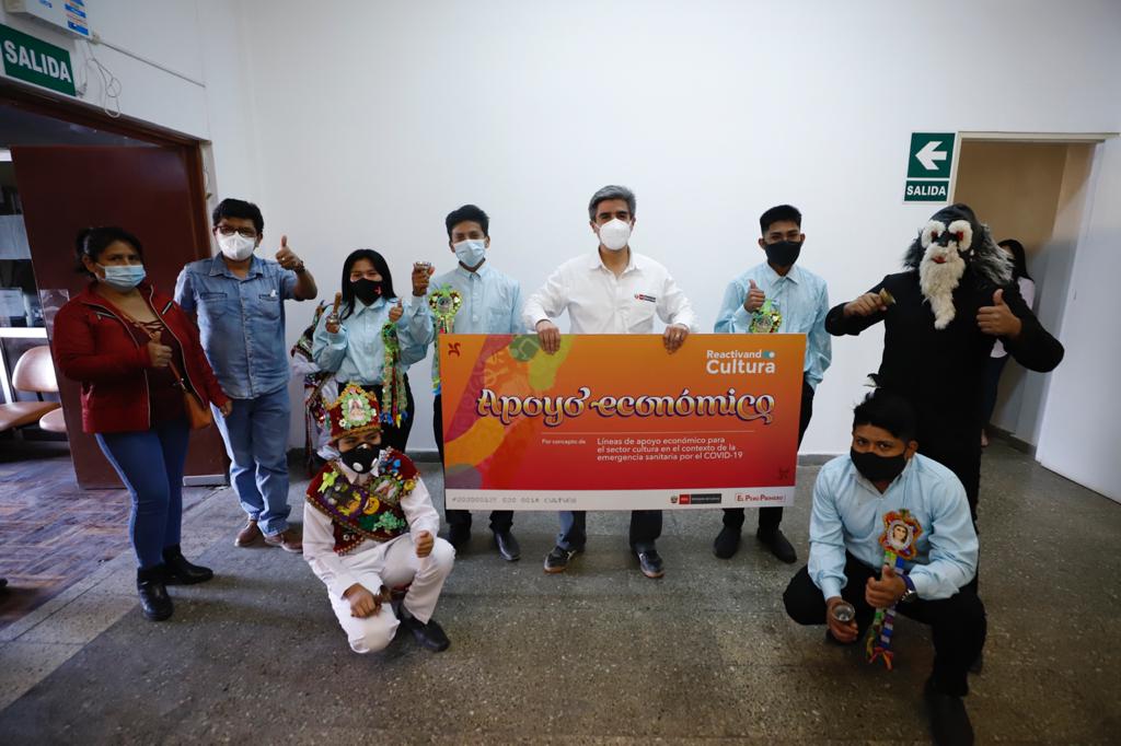 Ministerio de Cultura entregó apoyo económico a trabajadores de la cultura de la región Ica