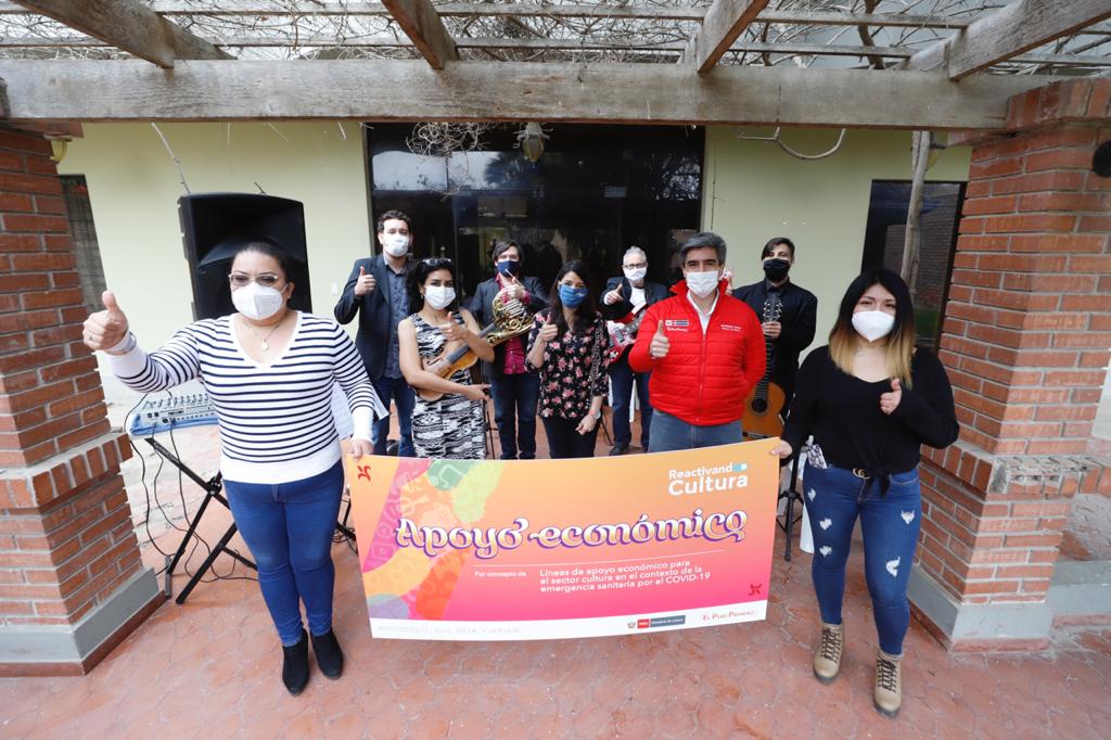 Ministerio de Cultura entregó apoyo económico a trabajadores de la cultura de la región Ica