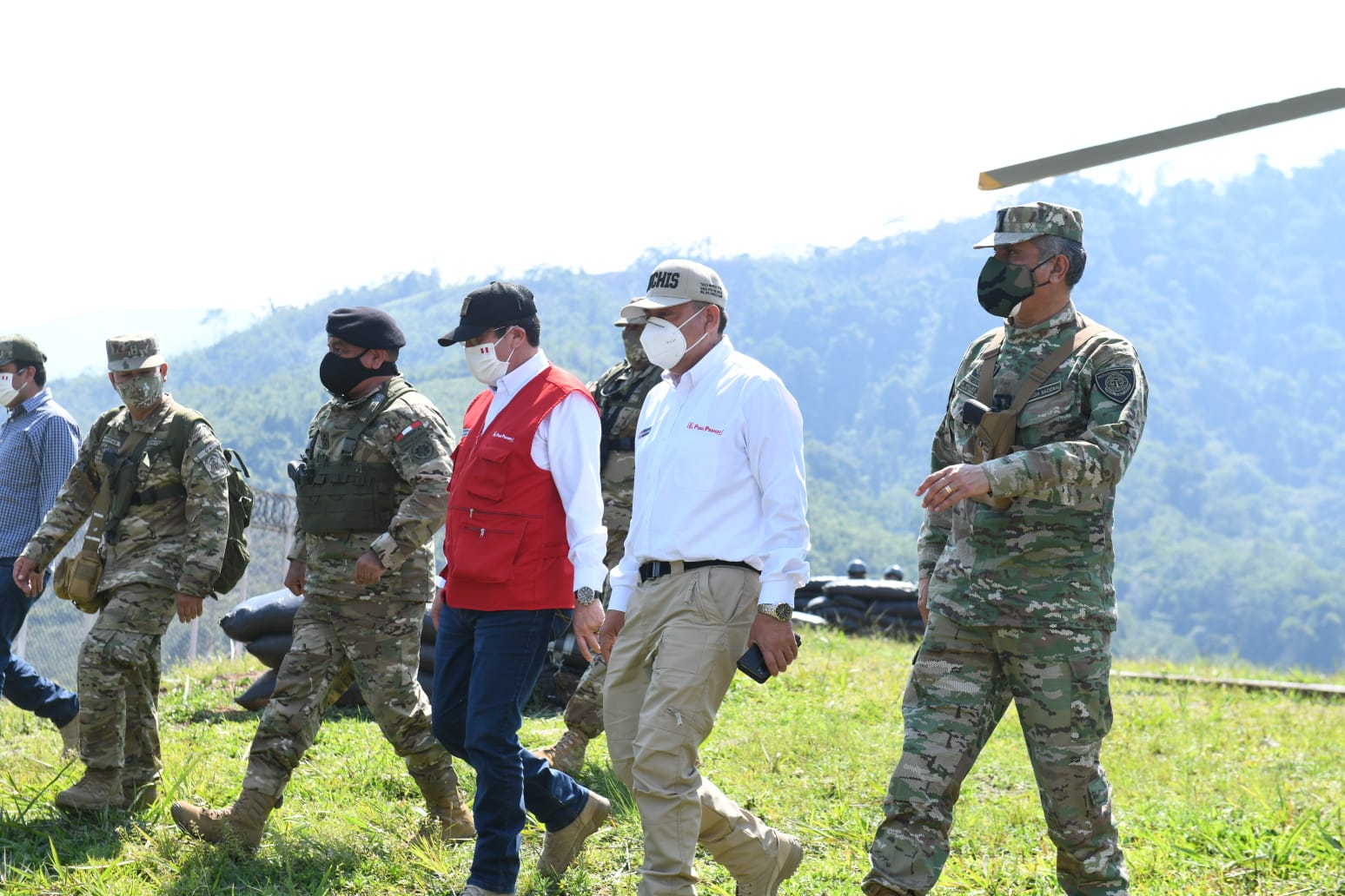 Ministros del Interior y de Defensa realizaron visita de trabajo al Vraem.