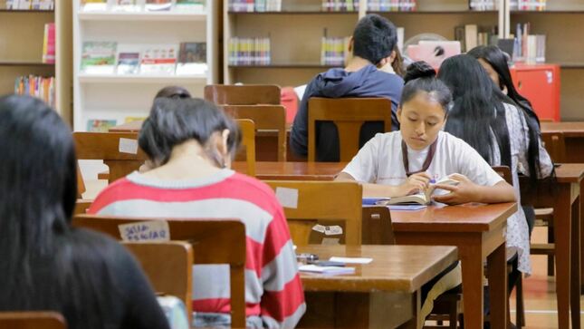 Ministro de Cultura: Ley del libro promueve la lectura y su accesibilidad
