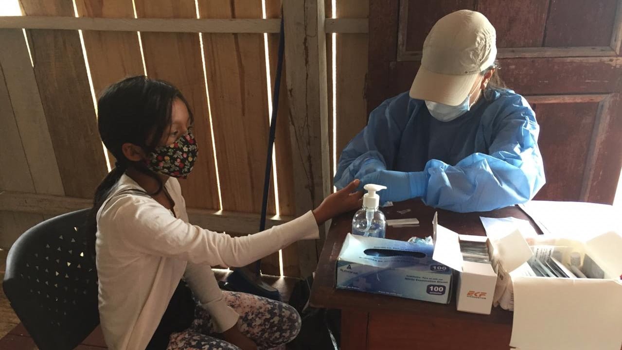 Brigadas del Minsa recorren comunidades nativas de Madre de Dios para brindar atención integral de salud