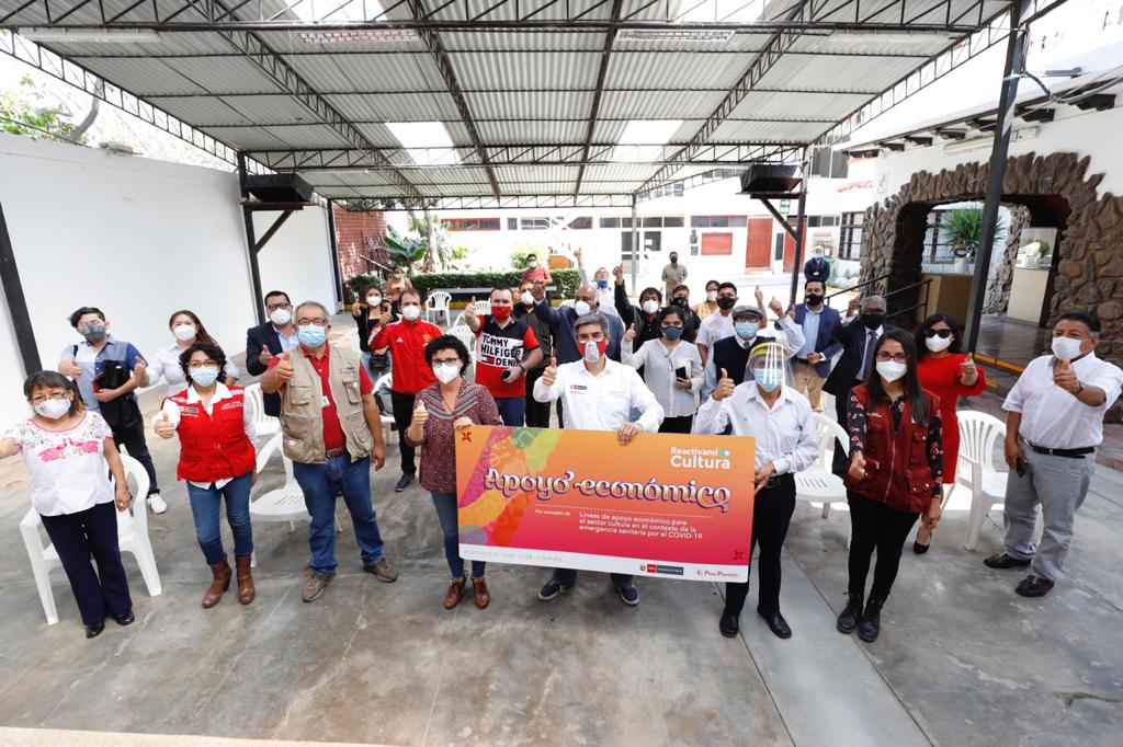 Trabajadores de la cultura en región Lambayeque reciben importante apoyo económico para reactivar sus actividades