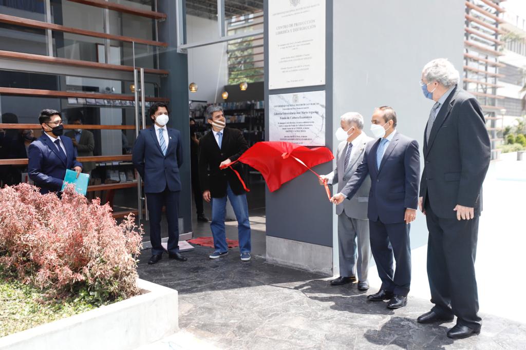Ministro de Cultura inaugura Librería Universitaria “José Mará Arguedas” en la UNMSM