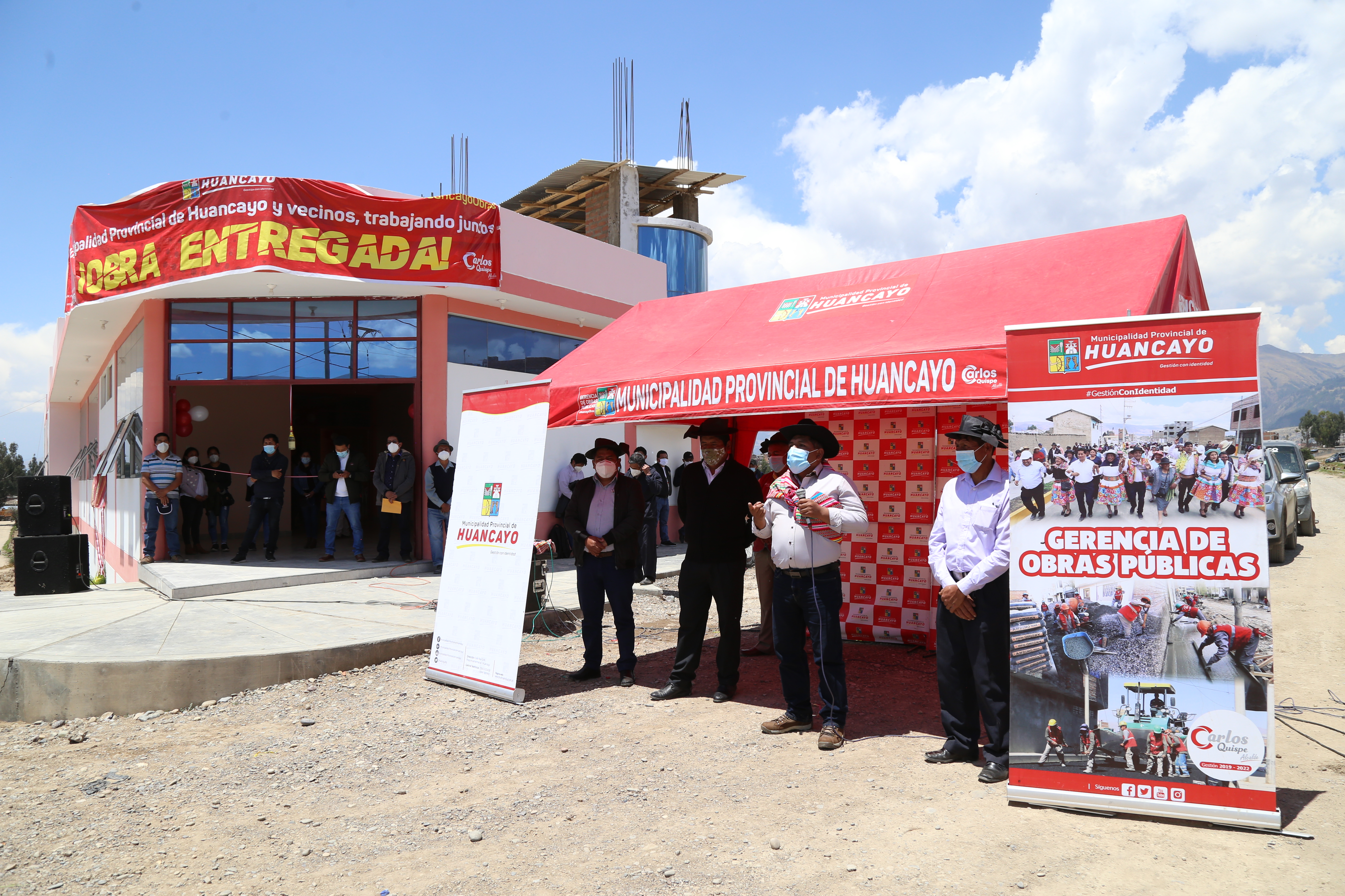 Inauguración del local comunal en el distrito de Huancán