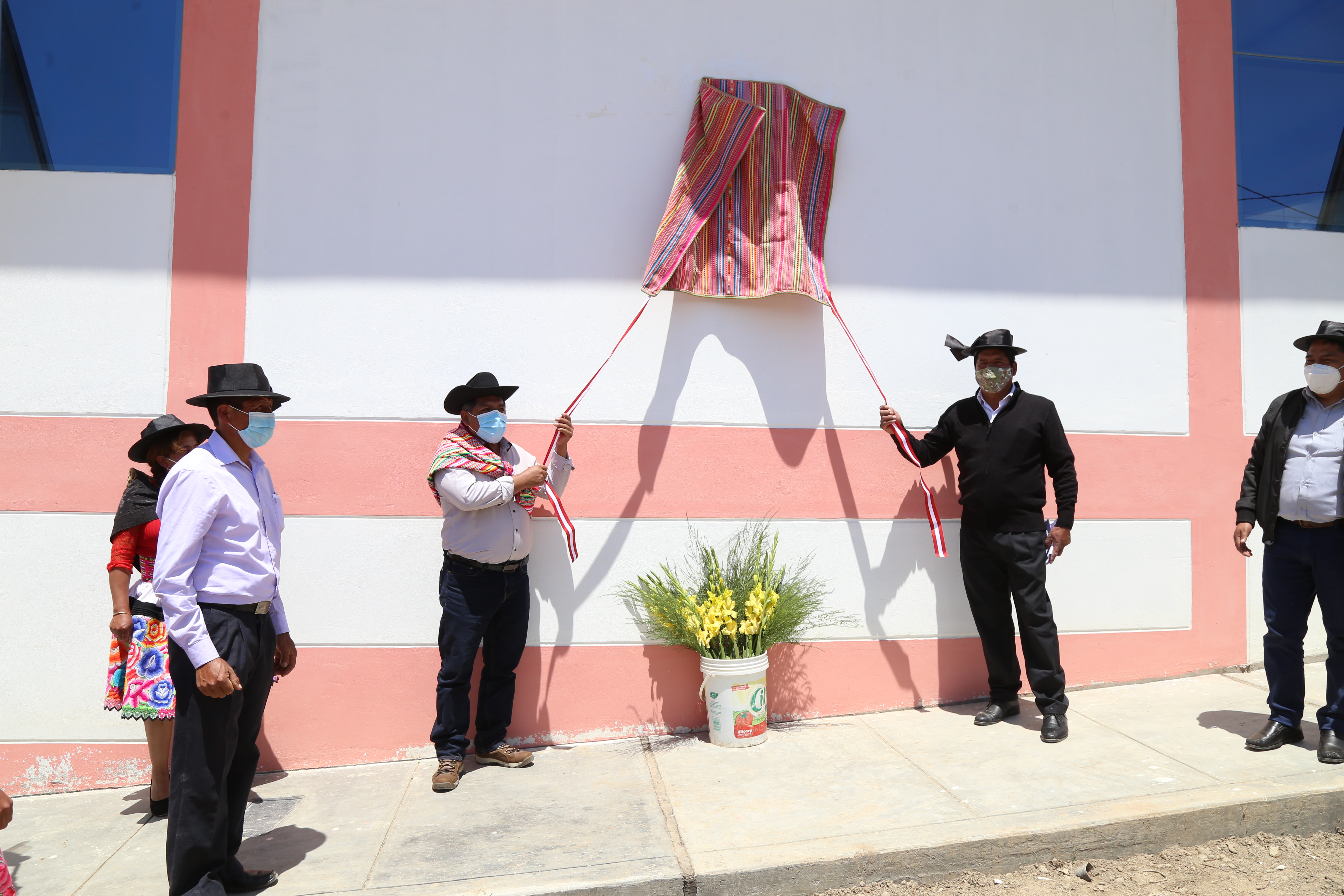 Inauguración del local comunal en el distrito de Huancán