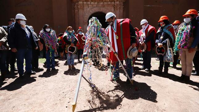 Ministerio de Cultura inicia obras de restauración y puesta en valor en dos iglesias coloniales en la Región Puno
