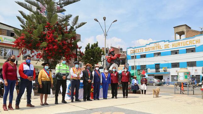 Alcalde provincial de Huancayo en el distrito de Huayucachi