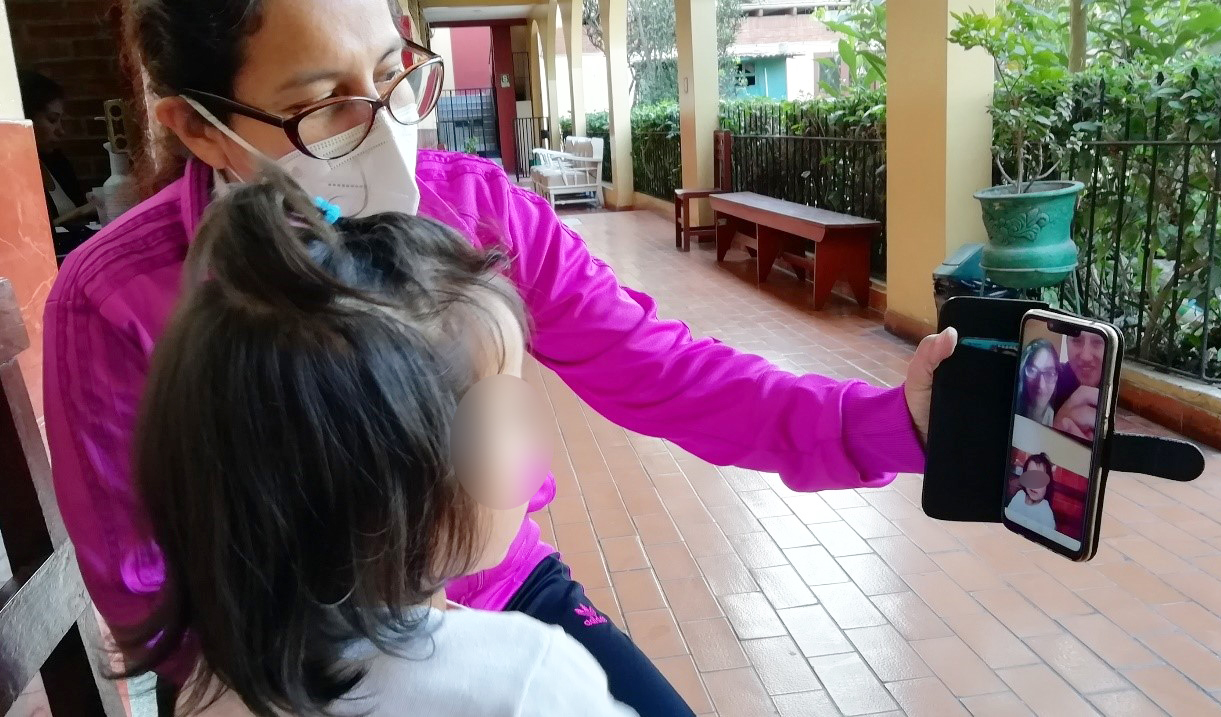 MIMP: DURANTE PANDEMIA, RESIDENTES DEL INABIF MANTIENEN COMUNICACIÓN CON SUS FAMILIAS