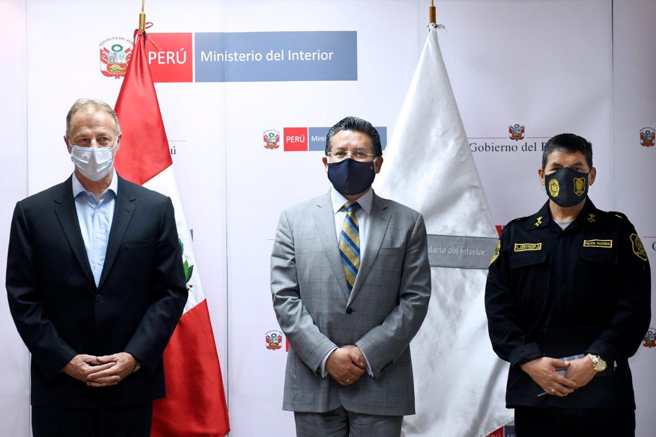 Ministro del Interior y alcalde de Lima coordinan acciones para reforzar seguridad ciudadana.