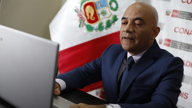 Imagen del presidente del CONADIS, Marco Antonio Gamarra La Barrera, participando del I Encuentro Nacional de Investigación sobre Discapacidad.
