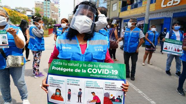 Minsa verifica en Emporio de Gamarra que se cumplan protocolos sanitarios para evitar COVID-19