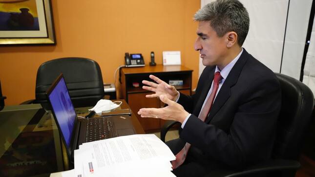 El ministro de Cultura, Alejandro Neyra Sánchez, resaltó la capacitación que recibieron los servidores públicos, para contribuir al desarrollo del país.