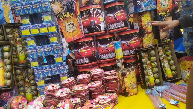 Sucamec incauta 20 toneladas de pirotécnicos en todo el país durante fiestas navideñas.
