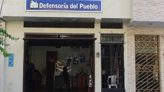 Fachada oficina de Defensoría del Pueblo en Loreto