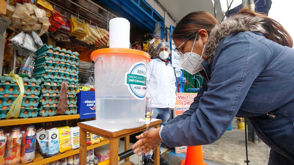 Gobierno anuncia nuevas medidas para frenar contagios por COVID-19