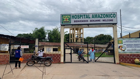 Fachada de Hospital en Ucayali