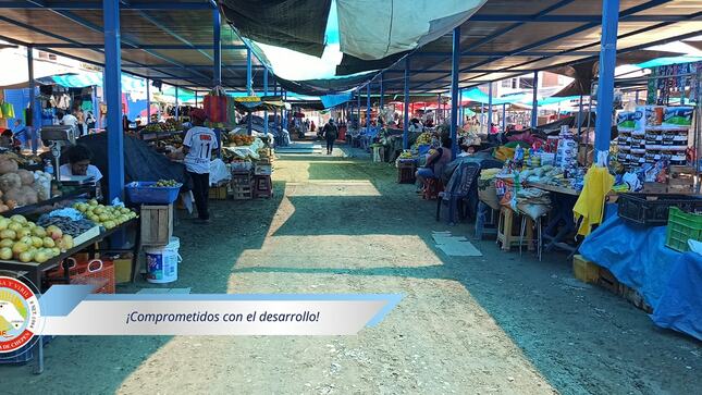 En menos de 24 horas el gran emporio Comercial se rehabilitó para su atención al público.
Comerciantes y trabajadores municipales unieron fuerzas para demostrarle a todo Chepén que nada detendrá el desarrollo de la ciudad.
Construir el futuro, empieza hoy.