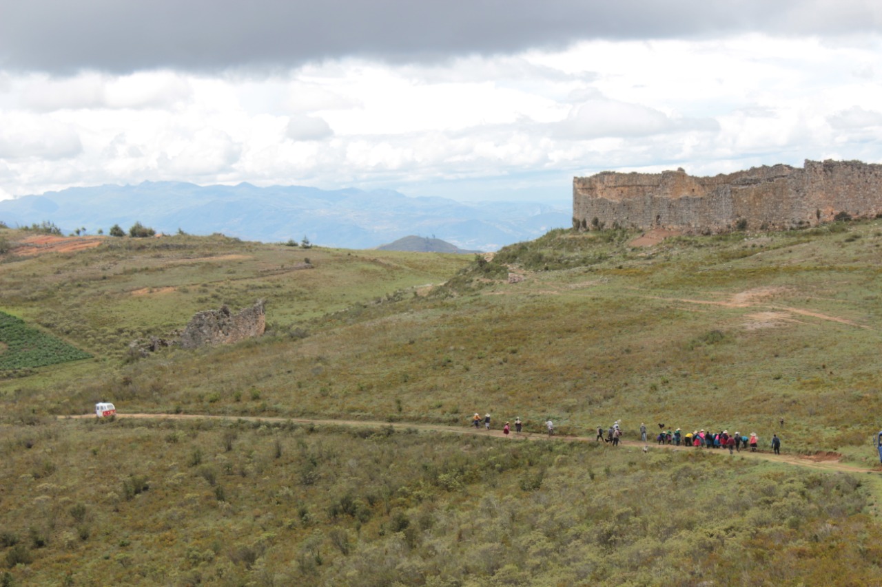 Realizan jornada de trabajo comunal para mantenimiento a trocha de acceso a Marcahuamachuco