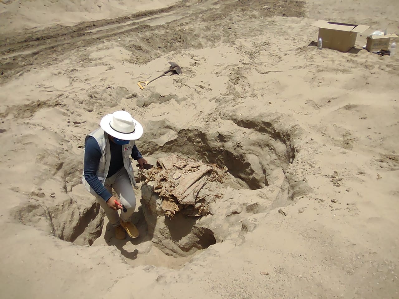 Ministerio de Cultura interviene en afectación de sitio arqueológico Carhuaz en Paracas