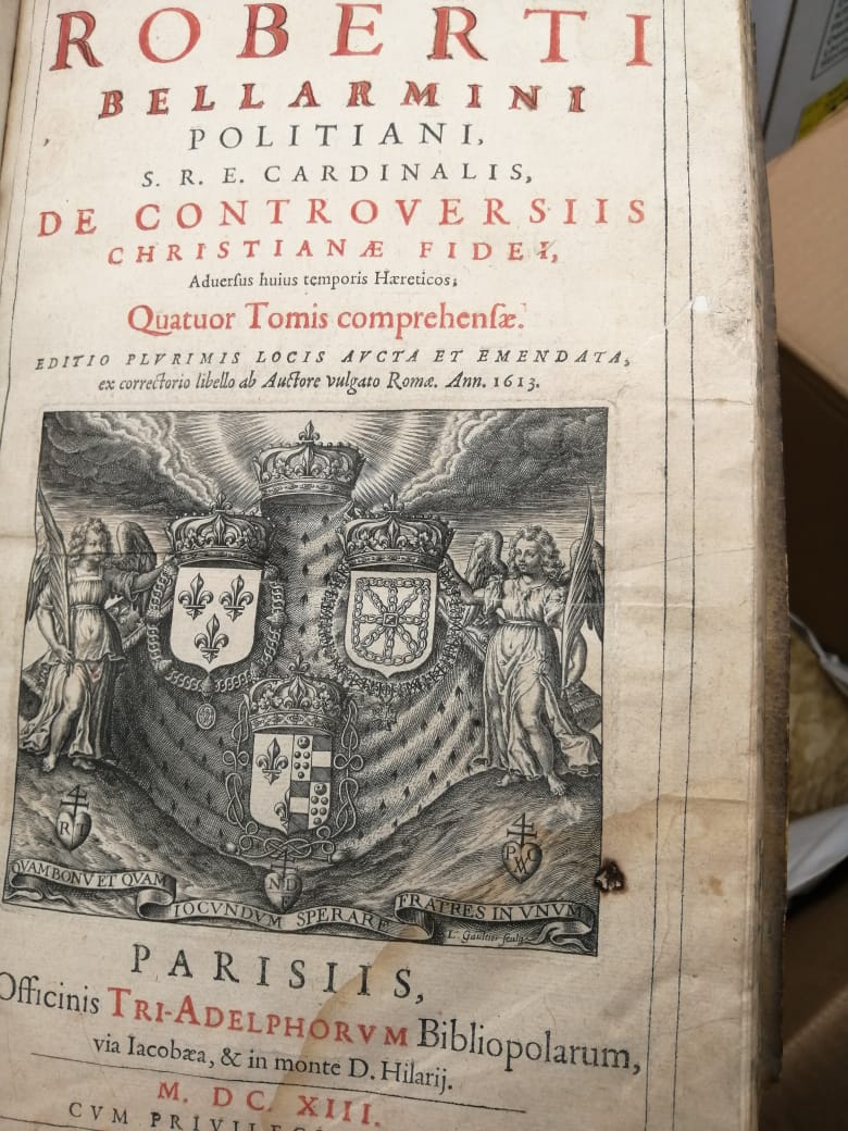 Declaran como Patrimonio Cultural de la Nación a dos documentos bibliográficos históricos