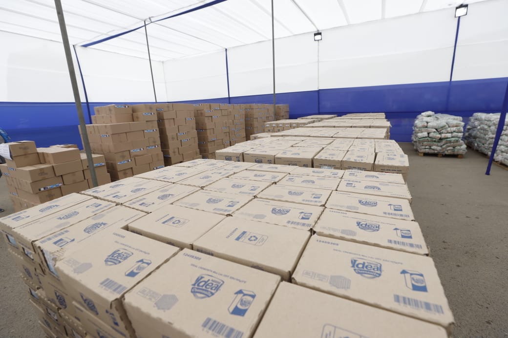 Gobierno entrega alimentos a comedores populares y ollas comunes