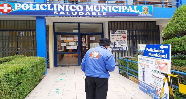 Fachada de Policlínico Municipal de Puno