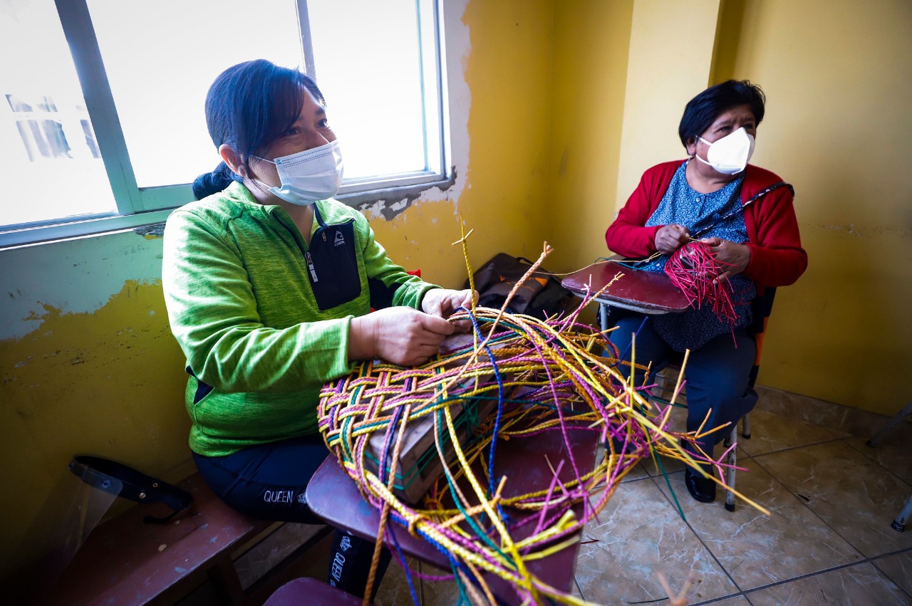 Ministerio de Cultura: Artistas tradicionales de Ruraq Maki son capacitados por Indecopi para gestionar marcas colectivas
