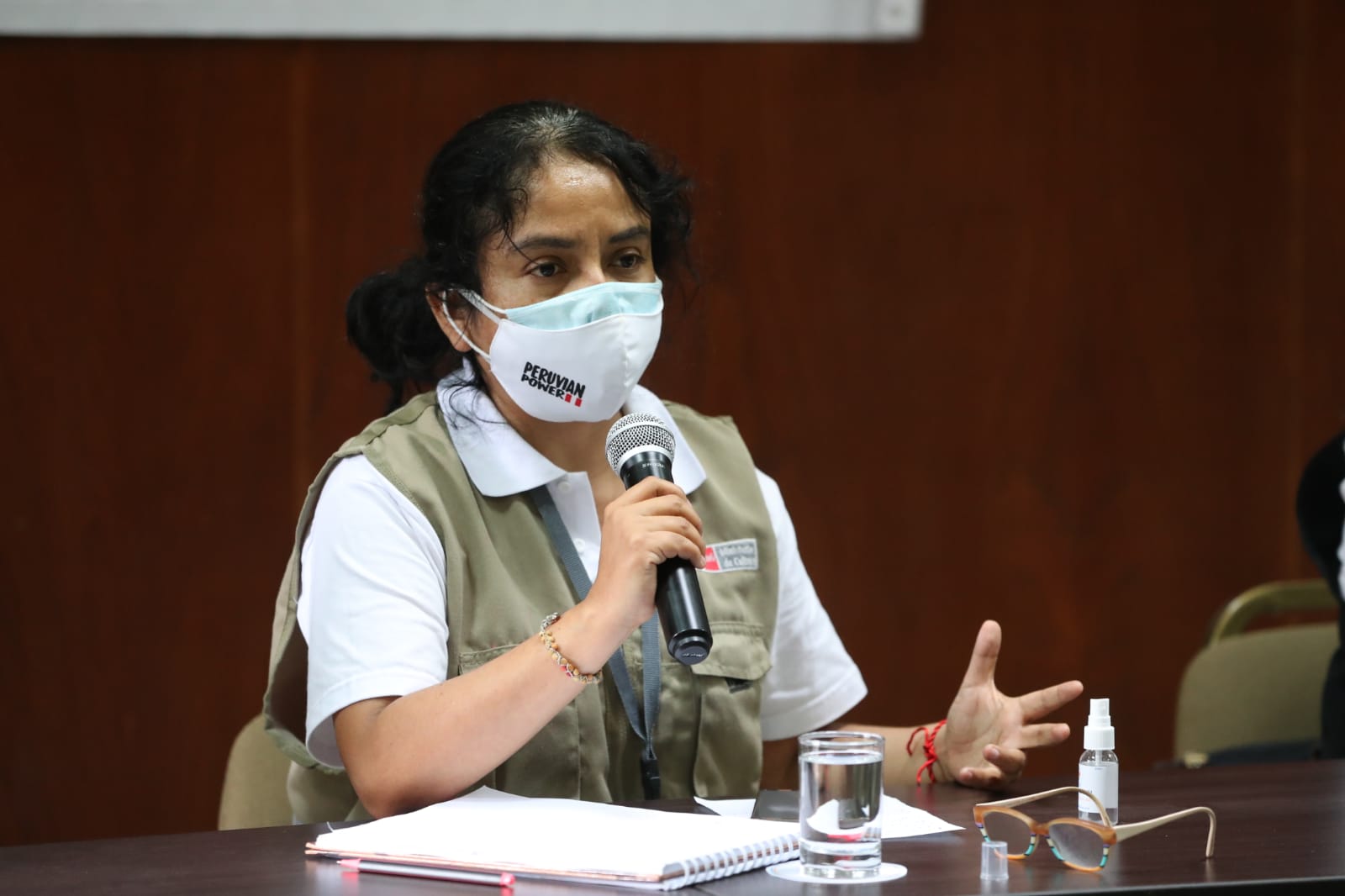 Ucayali: Presidenta del Consejo de Ministros se reunió con organizaciones indígenas para coordinar acciones estratégicas