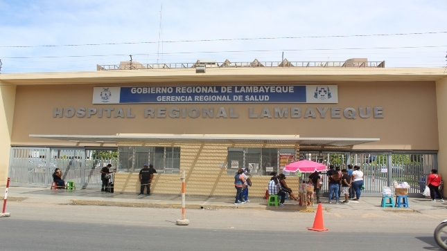 Imagen JPG de la fachada del Hospital Regional Lambayeque.
