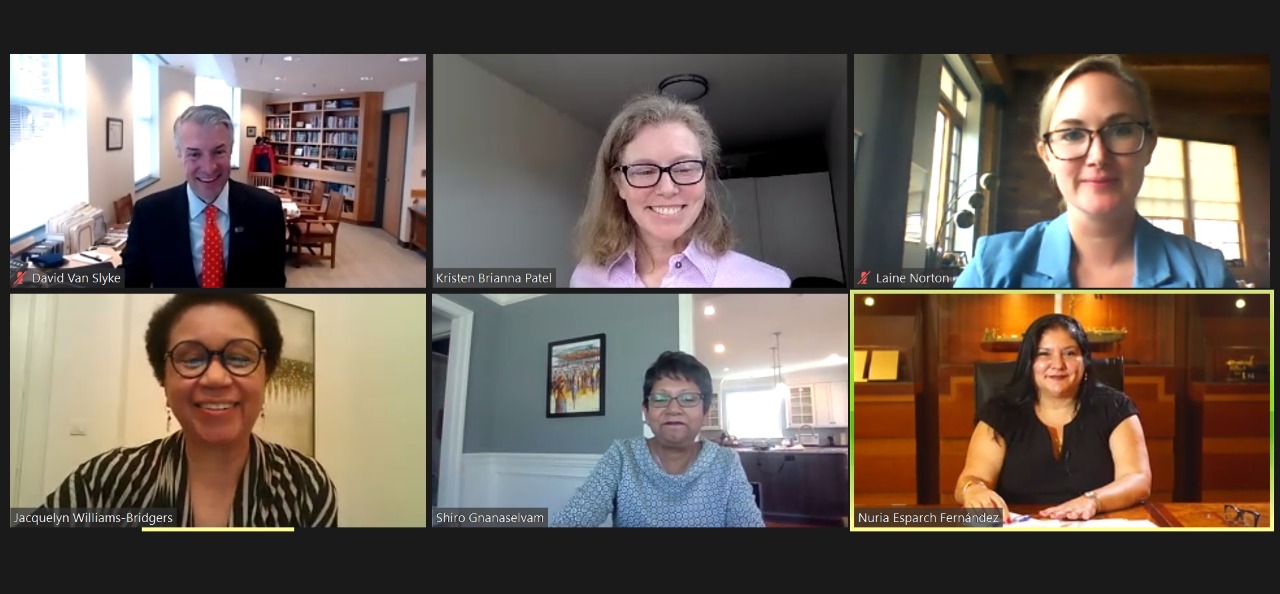 Ministra de Defensa en un conversatorio virtual de exalumnos de la Universidad de Siracusa de los Estados Unidos