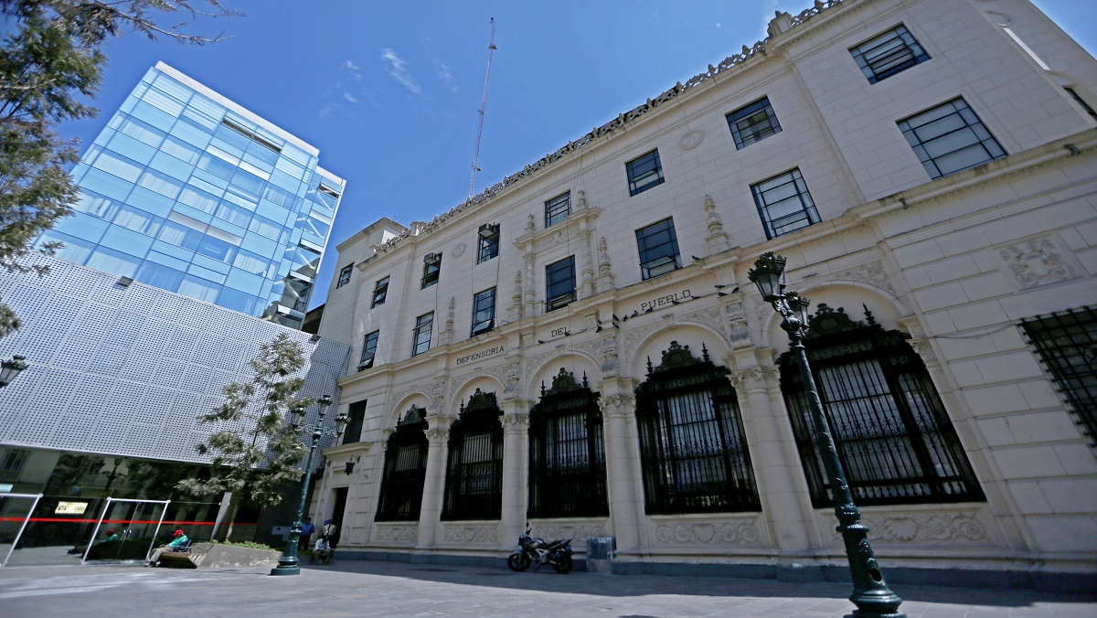 Fachada de oficina principal de la Defensoría del Pueblo
