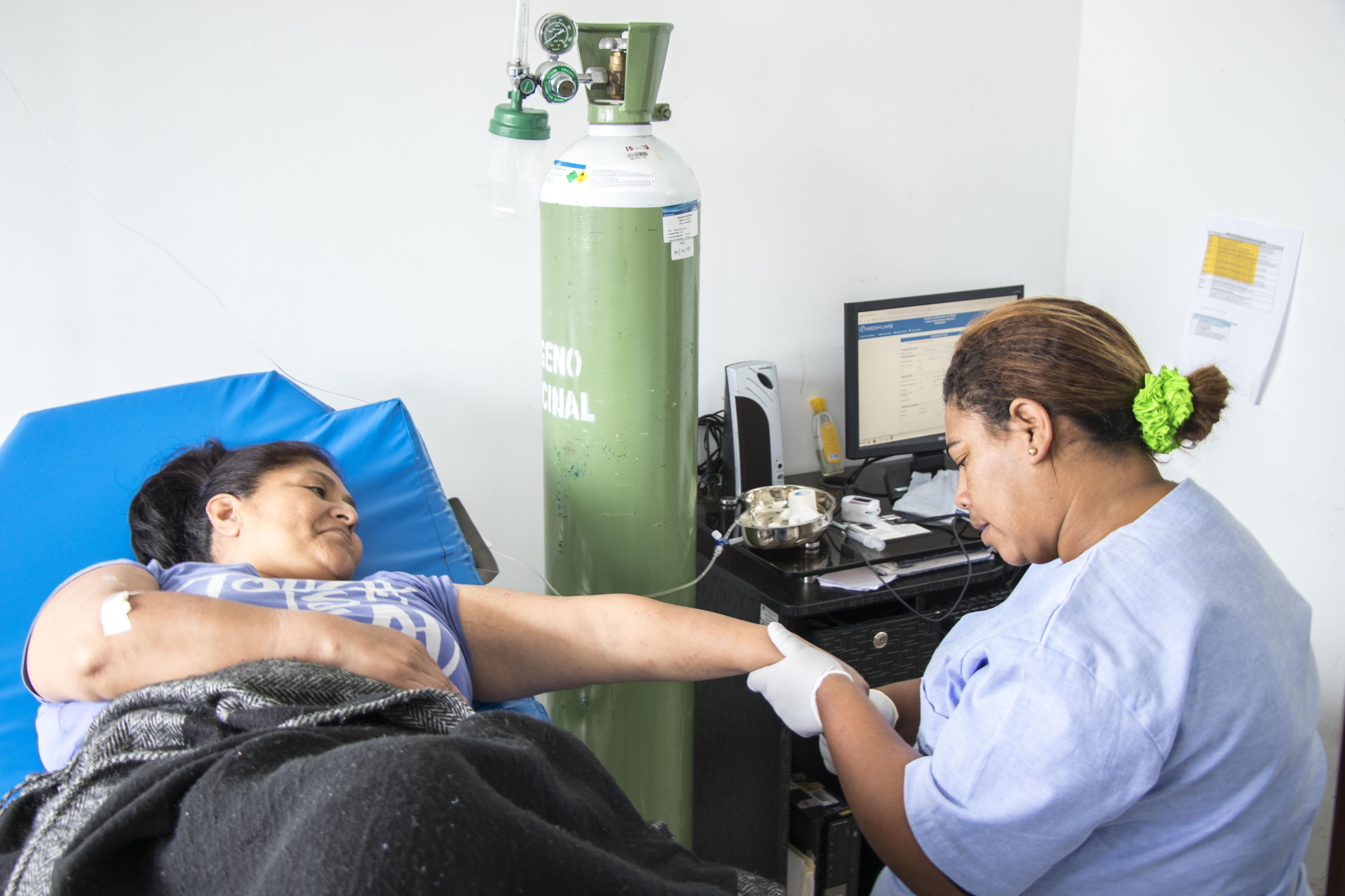 Teléfono Consultas: 453-1474
Emergencias - Tópico: 559-5464