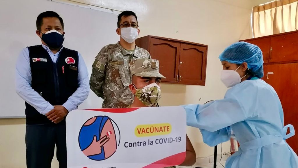 Piura: más de dos mil miembros de las Fuerzas Armadas recibieron segunda dosis de la vacuna