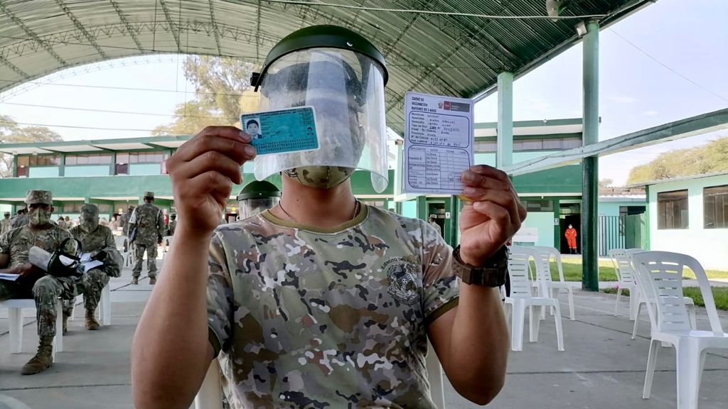 Piura: más de dos mil miembros de las Fuerzas Armadas recibieron segunda dosis de la vacuna