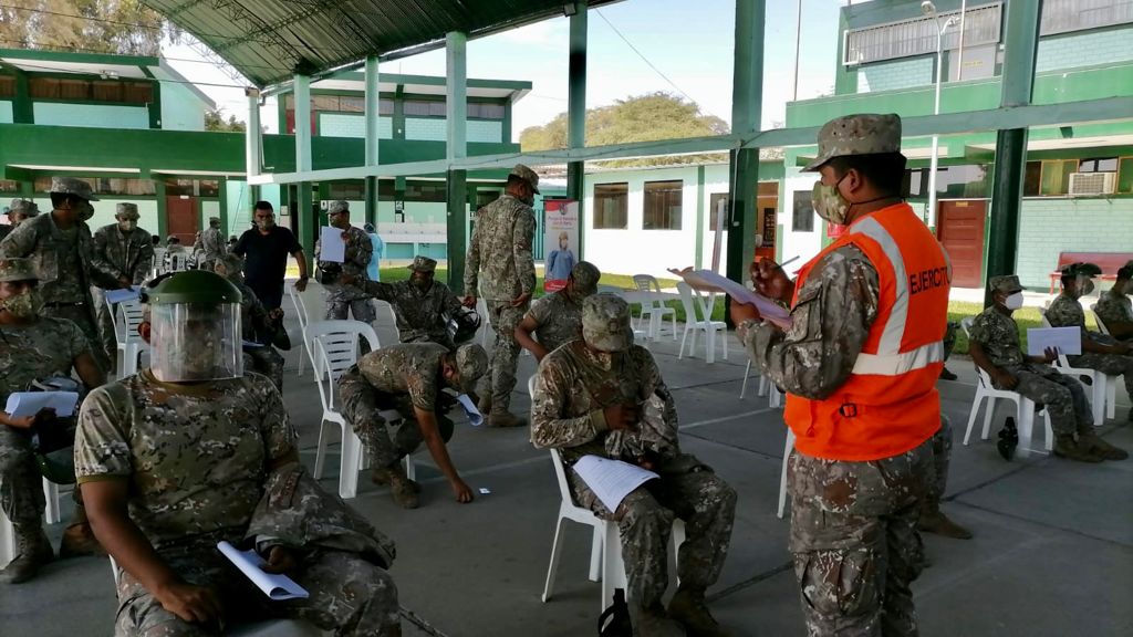 Piura: más de dos mil miembros de las Fuerzas Armadas recibieron segunda dosis de la vacuna