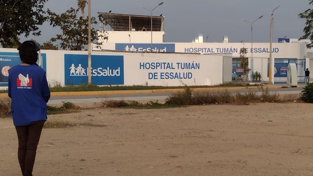 Foto de exterior de hospital de EsSalud