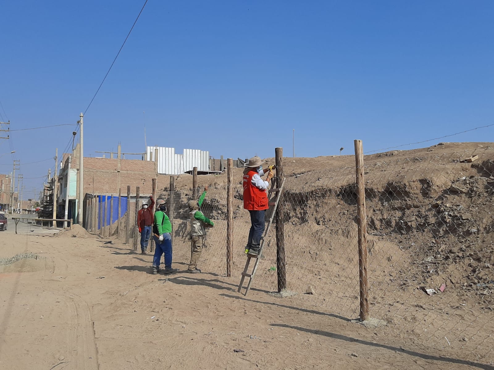 Ministerio de Cultura ejecutó acción de protección de la Huaca Fundo Naranjal